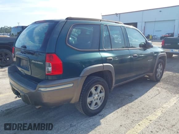 ✅ 2006 Isuzu Ascender S • VIN: 4NUDS13S062702402 • Lot: 42882552. Listed on IAAI with 284,619 mi. Free auction sales archive from the USA and detailed vehicle history report at DreamBid. Image 4.