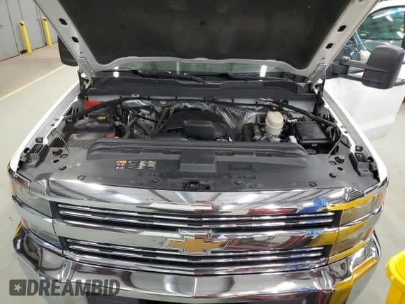 ✅ 2015 Chevrolet Silverado 2500HD Work Truck • VIN: 1GC2CUEG8FZ558244 • Lot: 91865775. Wystawiony na Copart z przebiegiem 201 743 mil. Bezpłatny archiwum sprzedaży aukcyjnych z USA i szczegółowy raport historii pojazdu na DreamBid. Zdjęcie 11.