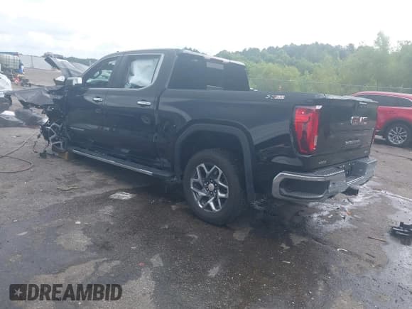 ✅ 2024 GMC Sierra 1500 SLT • VIN: 3GTUUDE88RG260117 • Лот: 42828038. Опубликован ранее на IAAI с пробегом Не указан. Бесплатный доступ к архиву аукционных продаж из США и подробный отчёт об истории автомобиля на DreamBid. Изображение 3.
