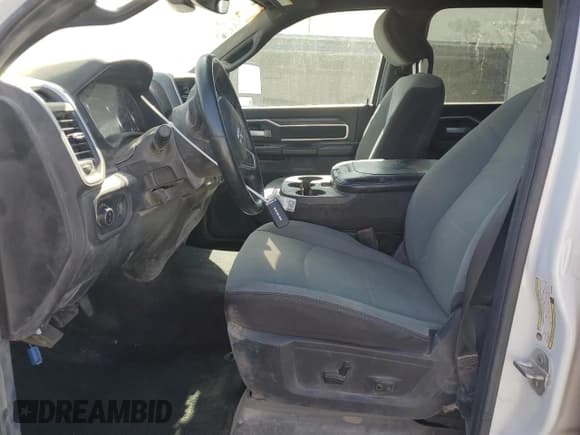 ✅ 2024 Ram 2500 Big Horn • VIN: 3C6UR5DL5RG100958 • Lot: 56332725. Listed on Copart with 24,686 mi. Free auction sales archive from the USA and detailed vehicle history report at DreamBid. Image 7.