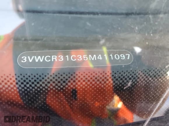 ✅ 2005 Volkswagen Beetle GLS • VIN: 3VWCR31C35M411097 • Lot: 81888865. Listed on Copart with 133,383 mi. Free auction sales archive from the USA and detailed vehicle history report at DreamBid. Image 12.