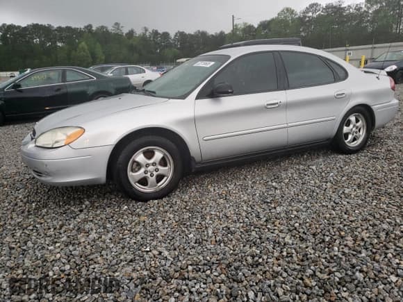 ✅ 2005 Ford Taurus SE • VIN: 1FAHP53U15A233371 • Лот: 52019685. Опубликован ранее на Copart с пробегом Не указан. Бесплатный доступ к архиву аукционных продаж из США и подробный отчёт об истории автомобиля на DreamBid. Изображение 1.