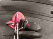 2007 Chevrolet Silverado 2500HD LTZ z VIN 1GCHK29617E595261, wystawiony jako IAAI lot #42846735 z przebiegiem 257 925 mil mil oraz . Historia ofert i sprzedaży dostępna na DreamBid. Obrazek 11.