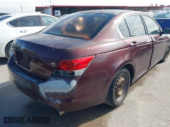 ✅ 2008 Honda Accord LX-P • VIN: 1HGCP26438A052020 • Lot: 43849269. Listed on IAAI with 210,318 mi. Free auction sales archive from the USA and detailed vehicle history report at DreamBid. Image 4.