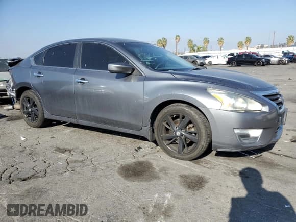 ✅ 2014 Nissan Altima SV • VIN: 1N4AL3AP1EC409368 • Лот: 91475985. Опубликован ранее на Copart с пробегом 201 408 миль. Бесплатный доступ к архиву аукционных продаж из США и подробный отчёт об истории автомобиля на DreamBid. Изображение 4.