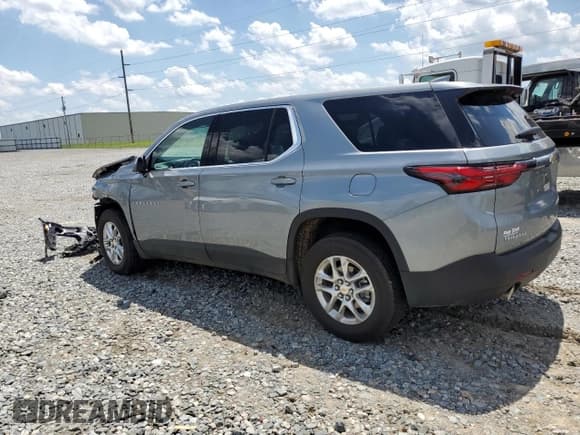 ✅ 2023 Chevrolet Traverse LS • VIN: 1GNERFKW8PJ278754 • Lot: 56452164. Wystawiony na Copart z przebiegiem 18 627 mil. Bezpłatny archiwum sprzedaży aukcyjnych z USA i szczegółowy raport historii pojazdu na DreamBid. Zdjęcie 2.