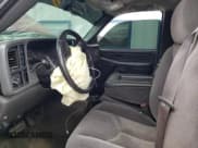 ✅ 2006 Chevrolet Silverado 1500 LT1 • VIN: 2GCEK13T761182062 • Лот: 51439674. Опубликован ранее на Copart с пробегом 136 072 миль. Бесплатный доступ к архиву аукционных продаж из США и подробный отчёт об истории автомобиля на DreamBid. Изображение 7.