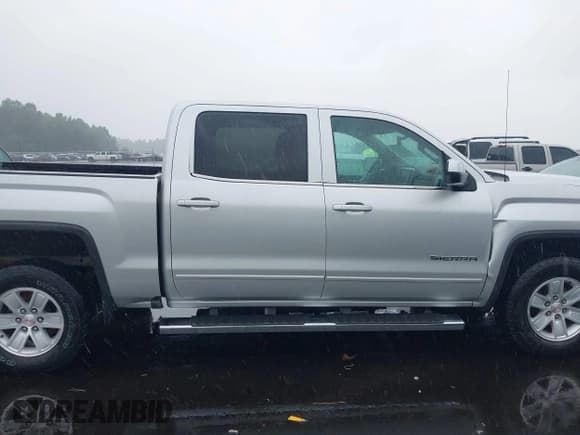 ✅ 2017 GMC Sierra 1500 SLE • VIN: 3GTP1MEC2HG486761 • Lot: 42938971. Listed on IAAI with 206,341 mi. Free auction sales archive from the USA and detailed vehicle history report at DreamBid. Image 13.