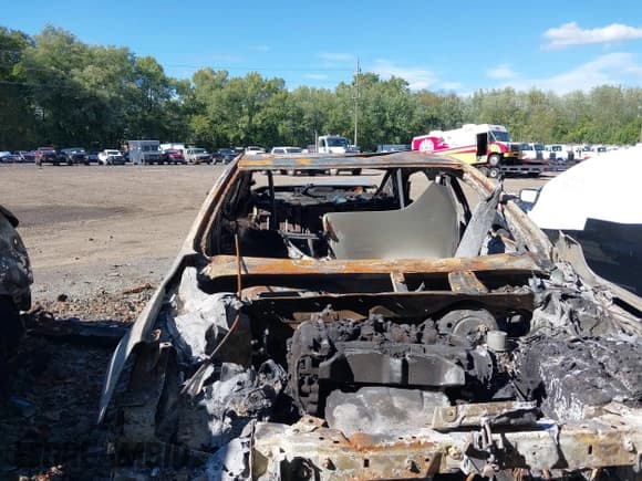 ✅ 2014 Chevrolet Malibu LT • VIN: 1G11C5SL5EF222028 • Lot: 43383037. Listed on IAAI with Not provided. Free auction sales archive from the USA and detailed vehicle history report at DreamBid. Image 6.