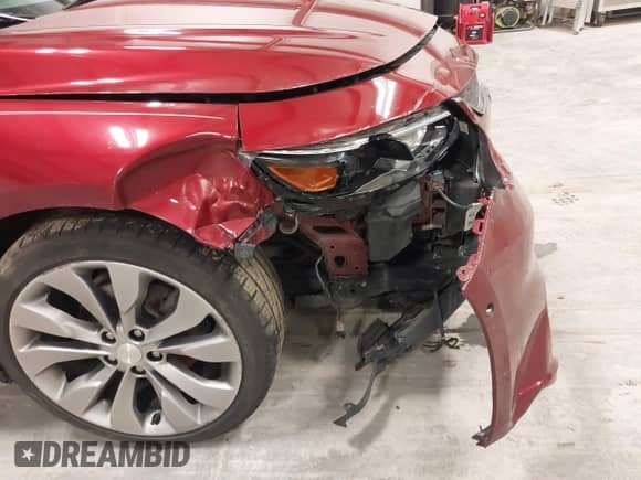 2018 Chevrolet Malibu Premier z VIN 1G1ZE5SX9JF103988, wystawiony jako IAAI lot #41557344 z przebiegiem 69 384 mil mil oraz . Historia ofert i sprzedaży dostępna na DreamBid. Obrazek 6.