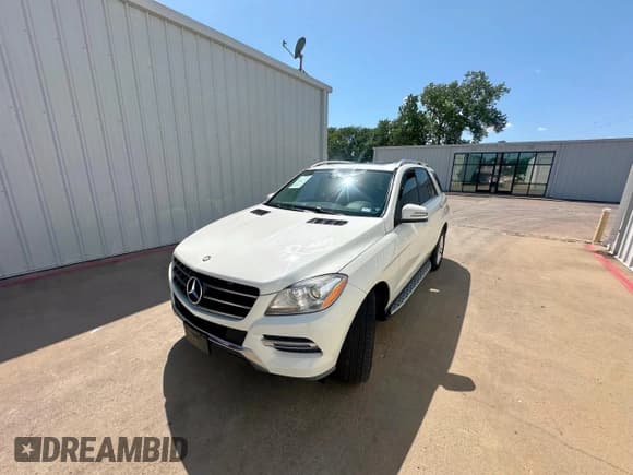 ✅ 2013 Mercedes-Benz M 350 • VIN: 4JGDA5JB2DA203916 • Lot: 61695655. Listed on Copart with 83,073 mi. Free auction sales archive from the USA and detailed vehicle history report at DreamBid. Image 2.
