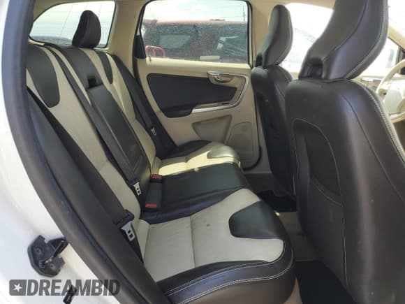 ✅ 2010 Volvo XC60 3.2L • VIN: YV4982DL2A2107389 • Lot: 66275765. Wystawiony na Copart z przebiegiem 175 101 mil. Bezpłatny archiwum sprzedaży aukcyjnych z USA i szczegółowy raport historii pojazdu na DreamBid. Zdjęcie 11.