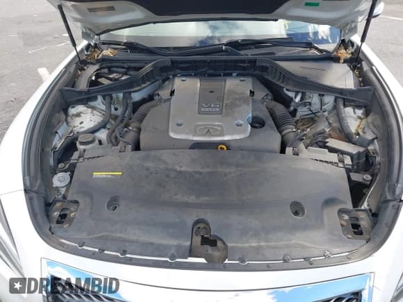 ✅ 2015 Infiniti Q70 • VIN: JN1BY1PR2FM830222 • Lot: 43619072. Wystawiony na IAAI z przebiegiem 121 218 mil. Bezpłatny archiwum sprzedaży aukcyjnych z USA i szczegółowy raport historii pojazdu na DreamBid. Zdjęcie 10.