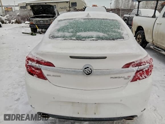 ✅ 2017 Buick Regal Premium II • VIN: 2G4GS5GX1H9121013 • Lot: 94099355. Listed on Copart with 85,843 mi. Free auction sales archive from the USA and detailed vehicle history report at DreamBid. Image 6.