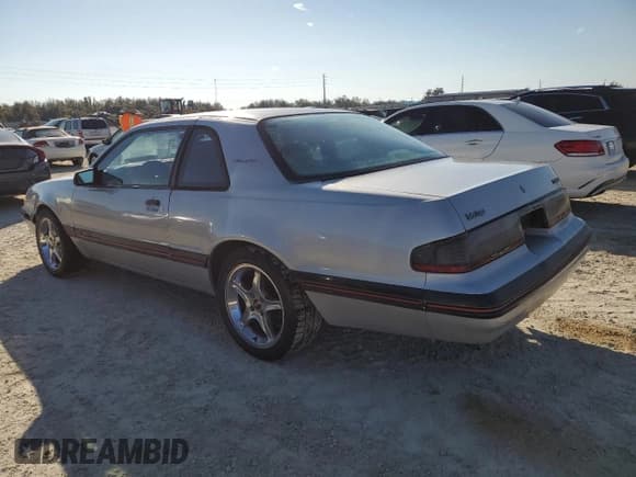 ✅ 1988 Ford Thunderbird • VIN: 1FABP64T3JH145411 • Lot: 78222654. Listed on Copart with 143,134 mi. Free auction sales archive from the USA and detailed vehicle history report at DreamBid. Image 2.