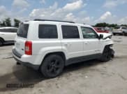 ✅ 2014 Jeep Patriot Sport • VIN: 1C4NJPBA8ED888921 • Lot: 58978085. Wystawiony na Copart z przebiegiem 158 698 mil. Bezpłatny archiwum sprzedaży aukcyjnych z USA i szczegółowy raport historii pojazdu na DreamBid. Zdjęcie 3.