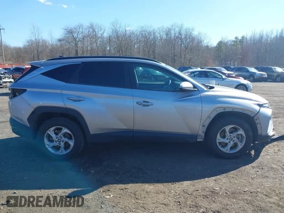 ✅ 2022 Hyundai Tucson Preferred • VIN: KM8JBCAE6NU065702 • Lot: 41757355. Wystawiony na IAAI z przebiegiem 34 092 mil. Bezpłatny archiwum sprzedaży aukcyjnych z USA i szczegółowy raport historii pojazdu na DreamBid. Zdjęcie 13.