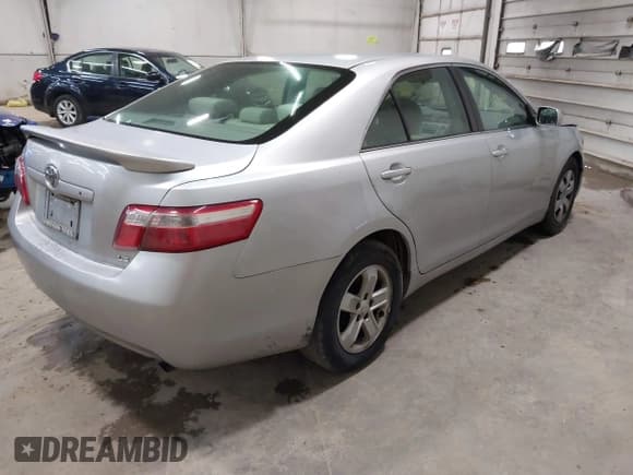 ✅ 2007 Toyota Camry LE • VIN: 4T1BE46K77U032307 • Lot: 43510241. Listed on IAAI with 91,927 mi. Free auction sales archive from the USA and detailed vehicle history report at DreamBid. Image 4.