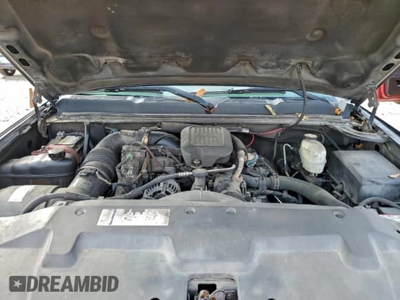 ✅ 2008 Chevrolet Silverado 2500HD 1LT • VIN: 1GCHC23698F105781 • Lot: 94409105. Wystawiony na Copart z przebiegiem Nie podano. Bezpłatny archiwum sprzedaży aukcyjnych z USA i szczegółowy raport historii pojazdu na DreamBid. Zdjęcie 12.