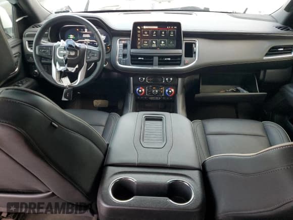 ✅ 2024 GMC Yukon XL SLT • VIN: 1GKS2GKD2RR218983 • Lot: 86210034. Wystawiony na Copart z przebiegiem 14 489 mil. Bezpłatny archiwum sprzedaży aukcyjnych z USA i szczegółowy raport historii pojazdu na DreamBid. Zdjęcie 8.