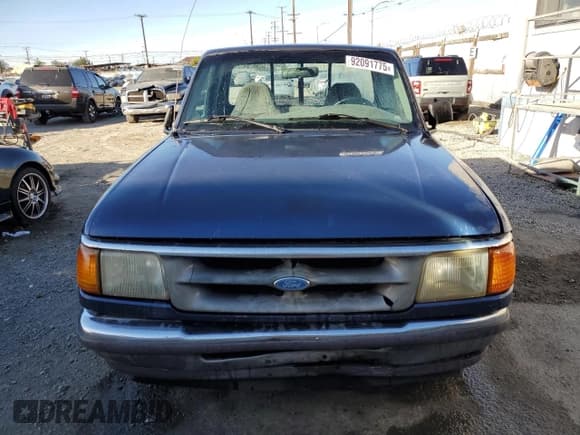 ✅ 1997 Ford Ranger XLT • VIN: 1FTCR10A6VUA74329 • Lot: 92091775. Wystawiony na Copart z przebiegiem 379 417 mil. Bezpłatny archiwum sprzedaży aukcyjnych z USA i szczegółowy raport historii pojazdu na DreamBid. Zdjęcie 5.