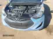 2013 Hyundai Elantra GS z VIN KMHDH6AEXDU006051, wystawiony jako IAAI lot #43452473 z przebiegiem 128 924 mil mil oraz . Historia ofert i sprzedaży dostępna na DreamBid. Obrazek 6.