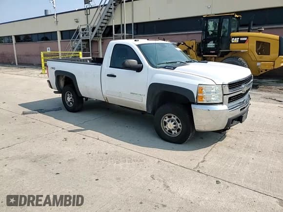 ✅ 2007 Chevrolet Silverado 2500HD 1LT • VIN: 1GCHK24K67E599620 • Lot: 67097715. Wystawiony na Copart z przebiegiem Nie podano. Bezpłatny archiwum sprzedaży aukcyjnych z USA i szczegółowy raport historii pojazdu na DreamBid. Zdjęcie 14.