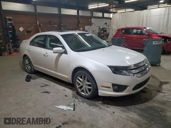 ✅ 2010 Ford Fusion SEL • VIN: 3FAHP0CG1AR254721 • Lot: 89849035. Listed on Copart with 225,908 mi. Free auction sales archive from the USA and detailed vehicle history report at DreamBid. Image 4.