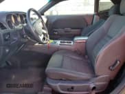 ✅ 2009 Dodge Challenger SE • VIN: 2B3LJ44V69H641073 • Lot: 81089774. Wystawiony na Copart z przebiegiem 173 632 mil. Bezpłatny archiwum sprzedaży aukcyjnych z USA i szczegółowy raport historii pojazdu na DreamBid. Zdjęcie 7.