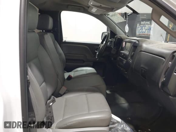 ✅ 2018 Chevrolet Silverado 1500 Work Truck • VIN: 1GCNCNEH1JZ142444 • Лот: 42645043. Опубликован ранее на IAAI с пробегом 131 016 миль. Бесплатный доступ к архиву аукционных продаж из США и подробный отчёт об истории автомобиля на DreamBid. Изображение 5.