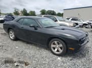 ✅ 2009 Dodge Challenger SE • VIN: 2B3LJ44V19H504283 • Lot: 63789594. Wystawiony na Copart z przebiegiem 151 167 mil. Bezpłatny archiwum sprzedaży aukcyjnych z USA i szczegółowy raport historii pojazdu na DreamBid. Zdjęcie 4.