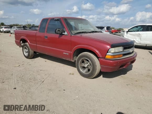 ✅ 2001 Chevrolet S-10 LS • VIN: 1GCCS19501K156105 • Lot: 89649785. Listed on Copart with 145,245 mi. Free auction sales archive from the USA and detailed vehicle history report at DreamBid. Image 4.