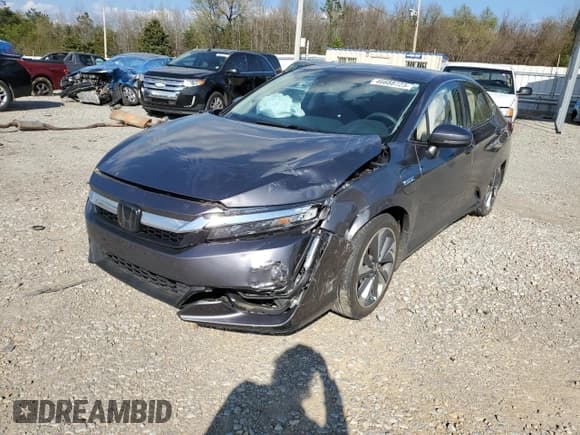 ✅ 2018 Honda Clarity • VIN: JHMZC5F16JC021655 • Лот: 46688723. Опубликован ранее на Copart с пробегом 24 945 миль. Бесплатный доступ к архиву аукционных продаж из США и подробный отчёт об истории автомобиля на DreamBid. Изображение 1.