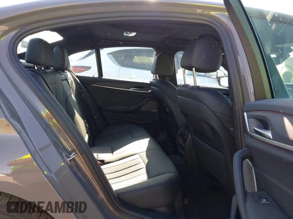 ✅ 2022 BMW 5 Series 530e • VIN: WBA13AG07NCJ51136 • Lot: 42003561. Listed on IAAI with 16,815 mi. Free auction sales archive from the USA and detailed vehicle history report at DreamBid. Image 8.