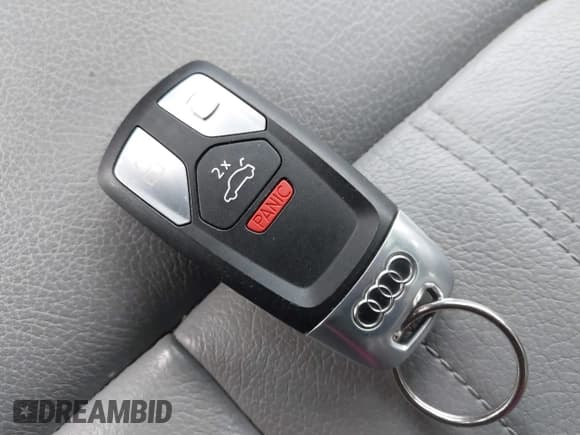 ✅ 2019 Audi Q5 Prestige • VIN: WA1CNAFY9K2087240 • Лот: 43589737. Опубликован ранее на IAAI с пробегом 27 208 миль. Бесплатный доступ к архиву аукционных продаж из США и подробный отчёт об истории автомобиля на DreamBid. Изображение 11.