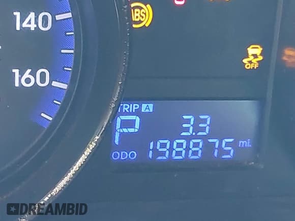 ✅ 2011 Hyundai Genesis Coupe Track • VIN: KMHHU6KH9BU045992 • Lot: 41288384. Wystawiony na IAAI z przebiegiem 198 875 mil. Bezpłatny archiwum sprzedaży aukcyjnych z USA i szczegółowy raport historii pojazdu na DreamBid. Zdjęcie 15.