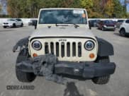 ✅ 2007 Jeep Wrangler X • VIN: 1J4FA241X7L193766 • Lot: 91858125. Wystawiony na Copart z przebiegiem 102 044 mil. Bezpłatny archiwum sprzedaży aukcyjnych z USA i szczegółowy raport historii pojazdu na DreamBid. Zdjęcie 5.