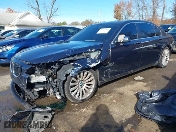 ✅ 2012 BMW 7 Series 750Li xDrive • VIN: WBAKC8C59CC435248 • Lot: 43612999. Wystawiony na IAAI z przebiegiem 122 870 mil. Bezpłatny archiwum sprzedaży aukcyjnych z USA i szczegółowy raport historii pojazdu na DreamBid. Zdjęcie 17.