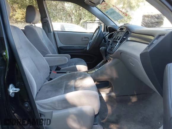 2003 Toyota Highlander with VIN JTEGD21A830068536, listed as a IAAI auction lot 43455822 with 167,515 mi miles and . Bid and sale history available at DreamBid. Image 5.