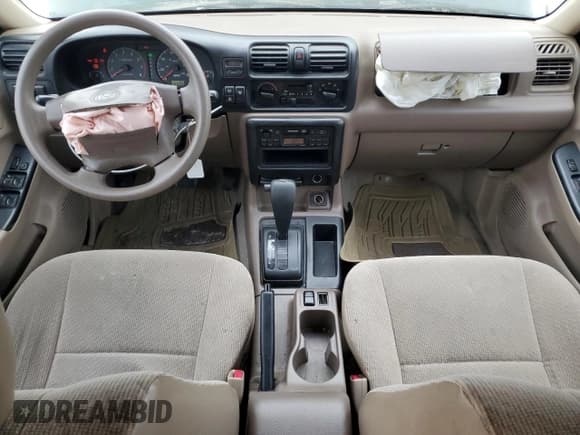 ✅ 2001 Honda Passport LX • VIN: 4S6CK58W214410003 • Lot: 43165724. Wystawiony na Copart z przebiegiem 97 266 mil. Bezpłatny archiwum sprzedaży aukcyjnych z USA i szczegółowy raport historii pojazdu na DreamBid. Zdjęcie 8.