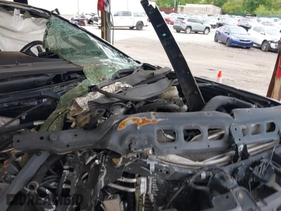 ✅ 2018 Chevrolet Silverado 2500HD LT • VIN: 1GC1KVEY2JF151964 • Лот: 41843911. Опубликован ранее на IAAI с пробегом 107 074 миль. Бесплатный доступ к архиву аукционных продаж из США и подробный отчёт об истории автомобиля на DreamBid. Изображение 10.