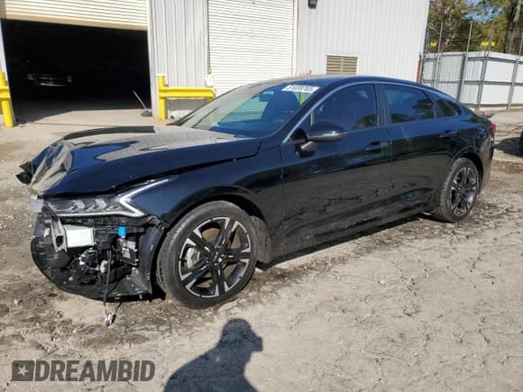 ✅ 2023 Kia K5 GT-Line • VIN: 5XXG64J29PG220539 • Lot: 51039765. Wystawiony na Copart z przebiegiem 30 550 mil. Bezpłatny archiwum sprzedaży aukcyjnych z USA i szczegółowy raport historii pojazdu na DreamBid. Zdjęcie 1.