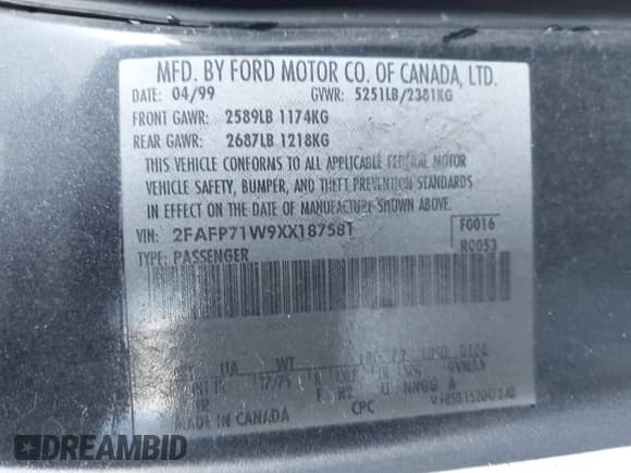 ✅ 1999 Ford Crown Victoria Police • VIN: 2FAFP71W9XX187581 • Лот: 41522223. Опубликован ранее на IAAI с пробегом 94 889 миль. Бесплатный доступ к архиву аукционных продаж из США и подробный отчёт об истории автомобиля на DreamBid. Изображение 9.