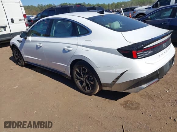 ✅ 2025 Hyundai Sonata SEL • VIN: KMHL64JA1SA430218 • Лот: 43622988. Опубликован ранее на IAAI с пробегом 20 972 миль. Бесплатный доступ к архиву аукционных продаж из США и подробный отчёт об истории автомобиля на DreamBid. Изображение 3.