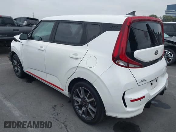 ✅ 2020 Kia Soul GT-Line • VIN: KNDJ63AUXL7701663 • Lot: 43367980. Wystawiony na IAAI z przebiegiem 74 270 mil. Bezpłatny archiwum sprzedaży aukcyjnych z USA i szczegółowy raport historii pojazdu na DreamBid. Zdjęcie 3.