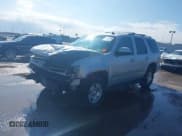 ✅ 2011 Chevrolet Tahoe LT • VIN: 1GNSKBE02BR335628 • Lot: 43777550. Wystawiony na IAAI z przebiegiem 225 371 mil. Bezpłatny archiwum sprzedaży aukcyjnych z USA i szczegółowy raport historii pojazdu na DreamBid. Zdjęcie 14.