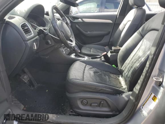 ✅ 2015 Audi Q3 Prestige • VIN: WA1GFCFS6FR014457 • Lot: 38018973. Listed on Copart with 163,572 mi. Free auction sales archive from the USA and detailed vehicle history report at DreamBid. Image 7.