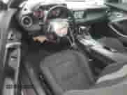 2019 Chevrolet Camaro 1LT с VIN 1G1FB3DXXK0136905, выставлен на аукционе Copart как лот 81994714 с пробегом 100 874 миль миль и Списание • Salvage title. История ставок и продаж доступна на DreamBid. Изображение 8.