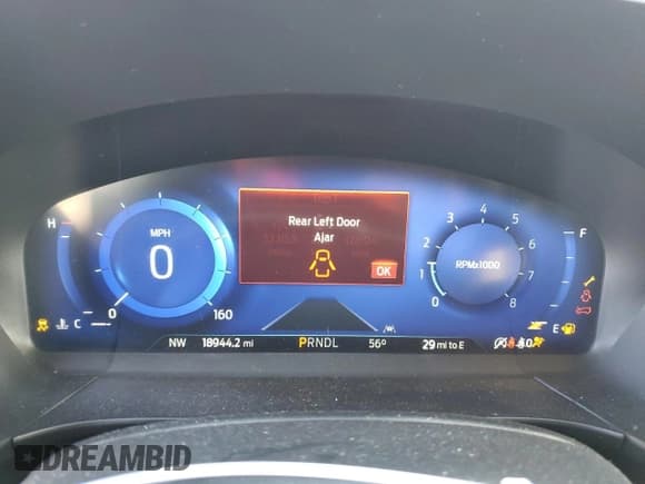 ✅ 2022 Ford Escape SEL • VIN: 1FMCU9H62NUB82049 • Lot: 89705985. Wystawiony na Copart z przebiegiem 18 944 mil. Bezpłatny archiwum sprzedaży aukcyjnych z USA i szczegółowy raport historii pojazdu na DreamBid. Zdjęcie 9.