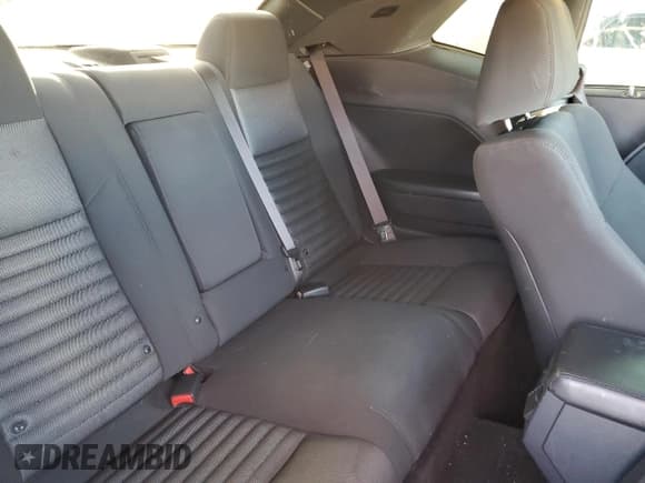 ✅ 2012 Dodge Challenger SXT • VIN: 2C3CDYAGXCH259773 • Lot: 80146984. Wystawiony na Copart z przebiegiem 50 971 mil. Bezpłatny archiwum sprzedaży aukcyjnych z USA i szczegółowy raport historii pojazdu na DreamBid. Zdjęcie 10.